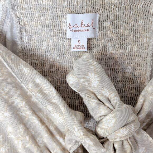 Ingrid & Isabel tie front maternity shirt, small - Picture 3 of 3